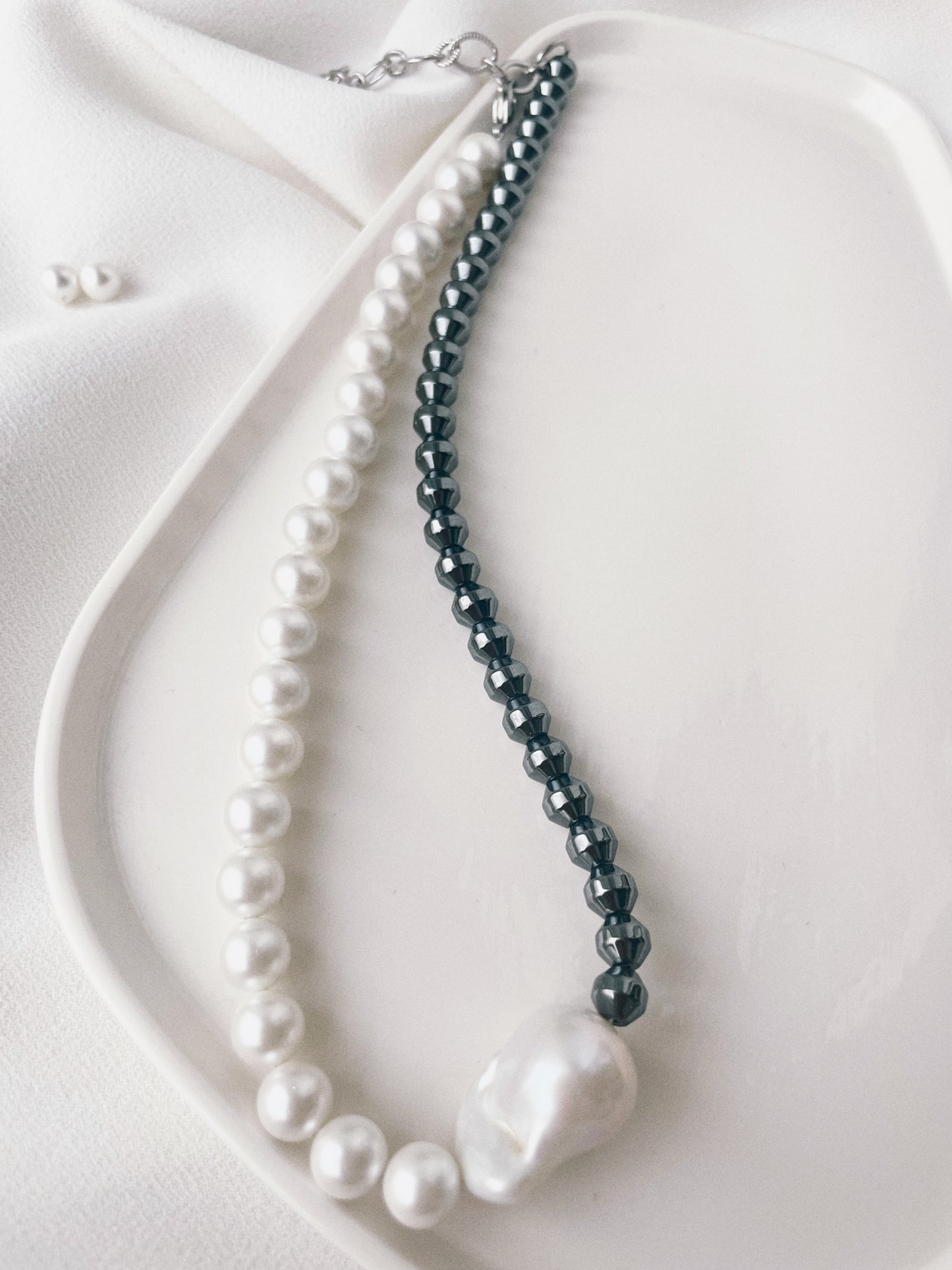 Moonlit Pearl