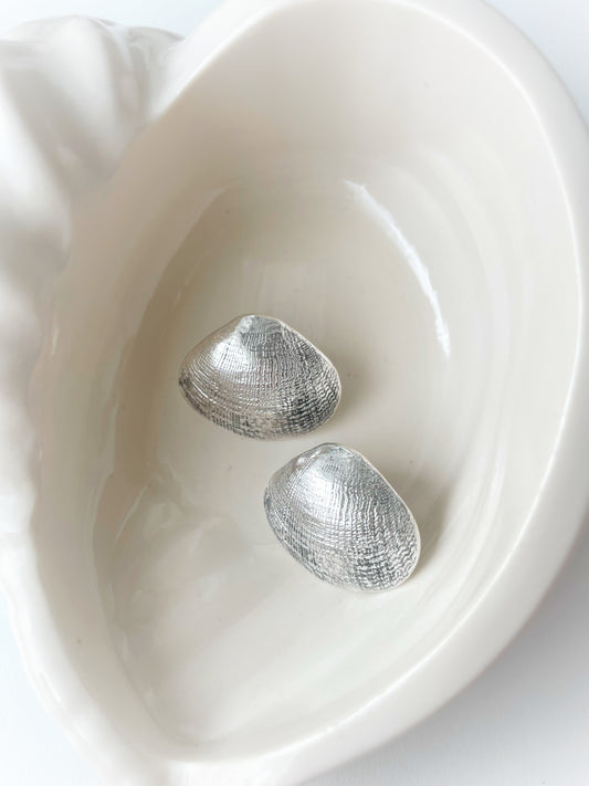 Clam Silver Essence Earrings