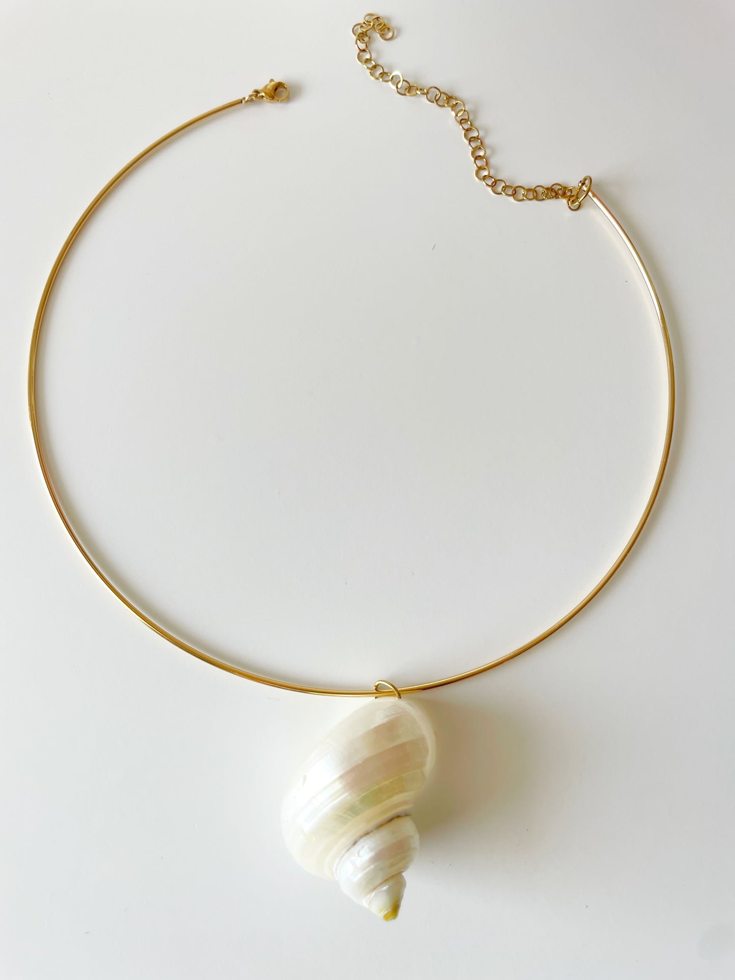 Pearl Shella Choker