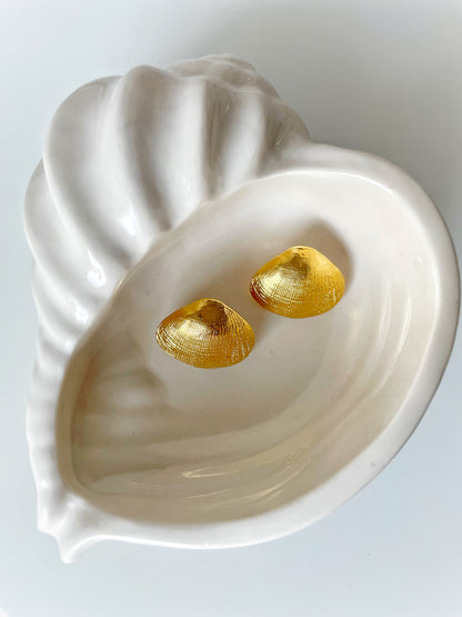 Clam Gold Essence Earrings