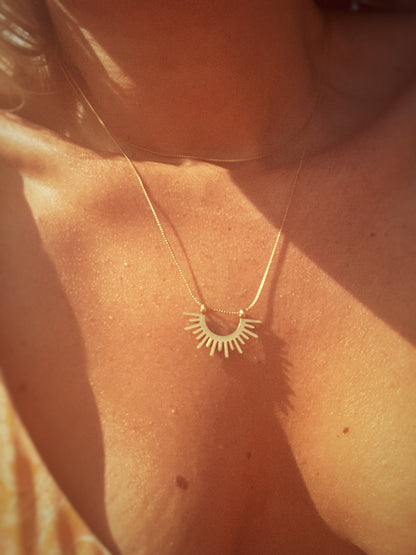 Elira Necklace
