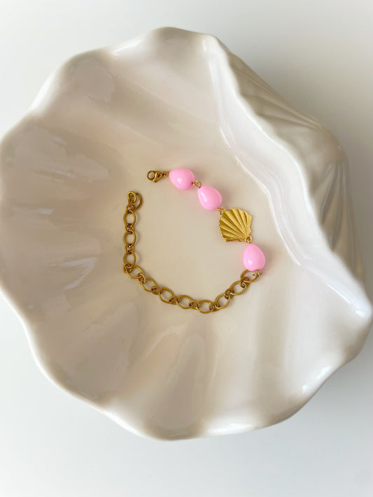 Blush Shell Bracelet