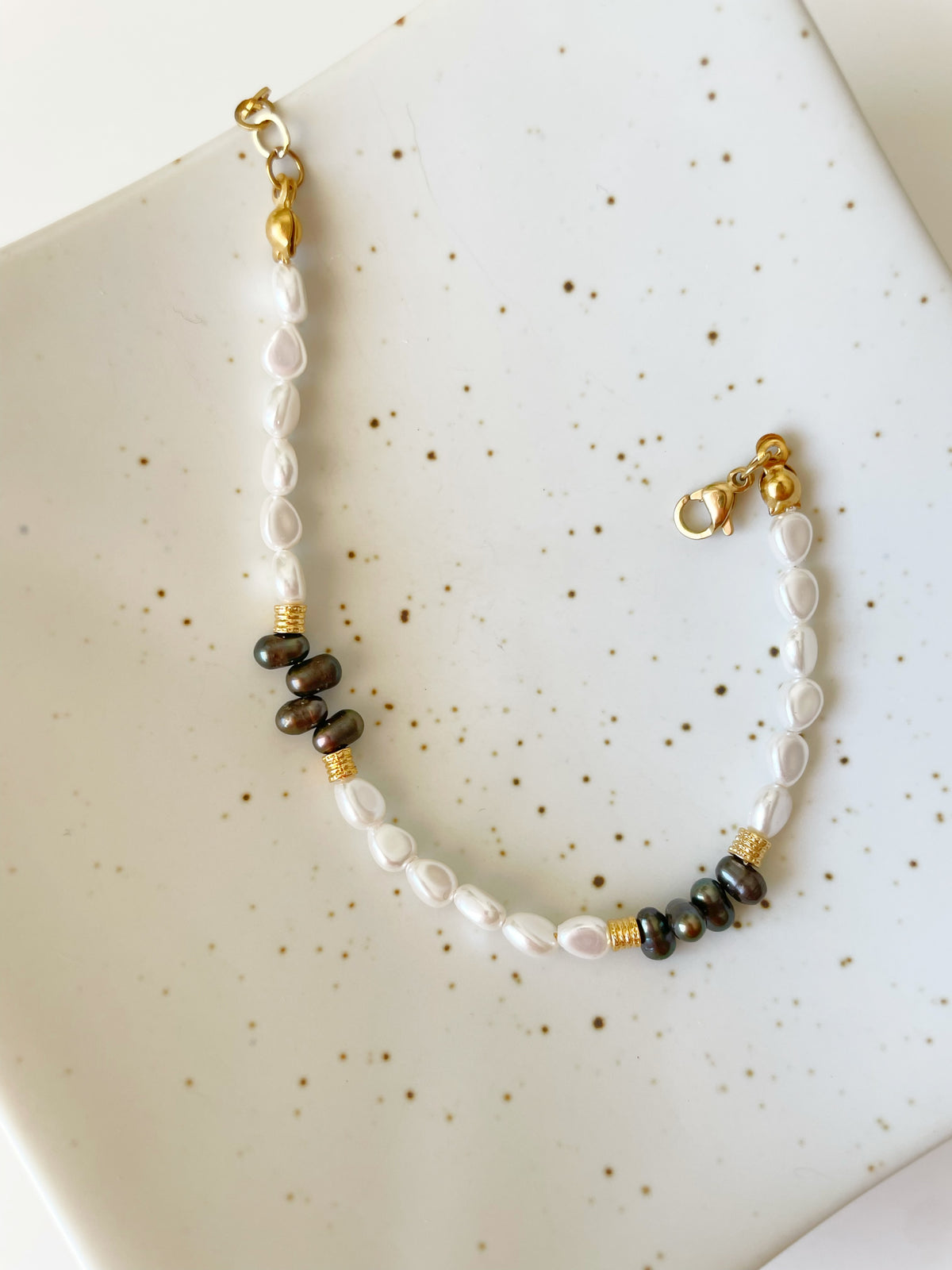 Pearl Notes Bracelet