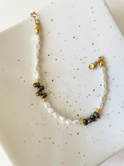 Pearl Notes Bracelet