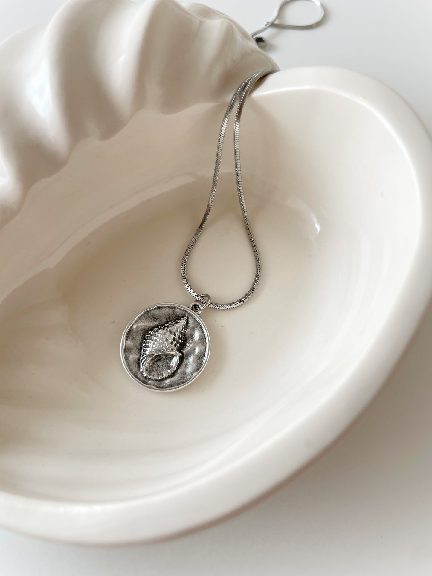 Almyra Necklace