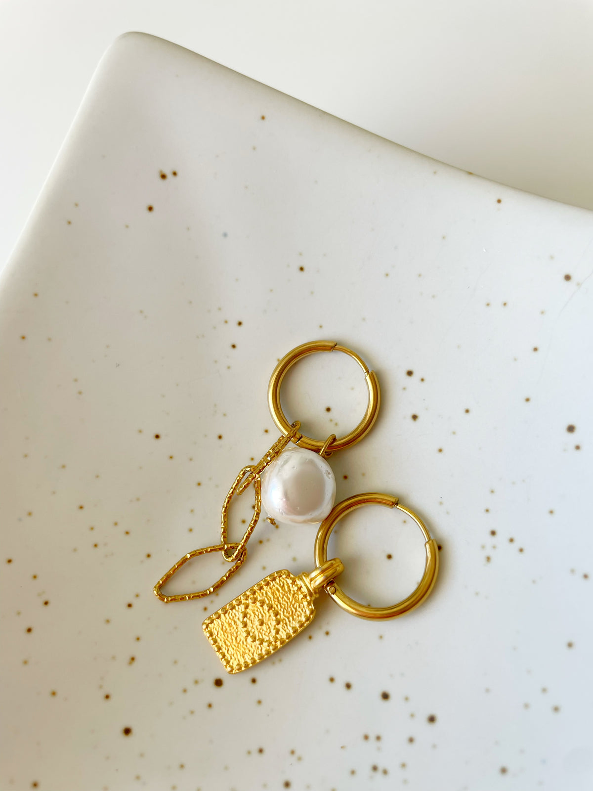 Eye Chain Hoop