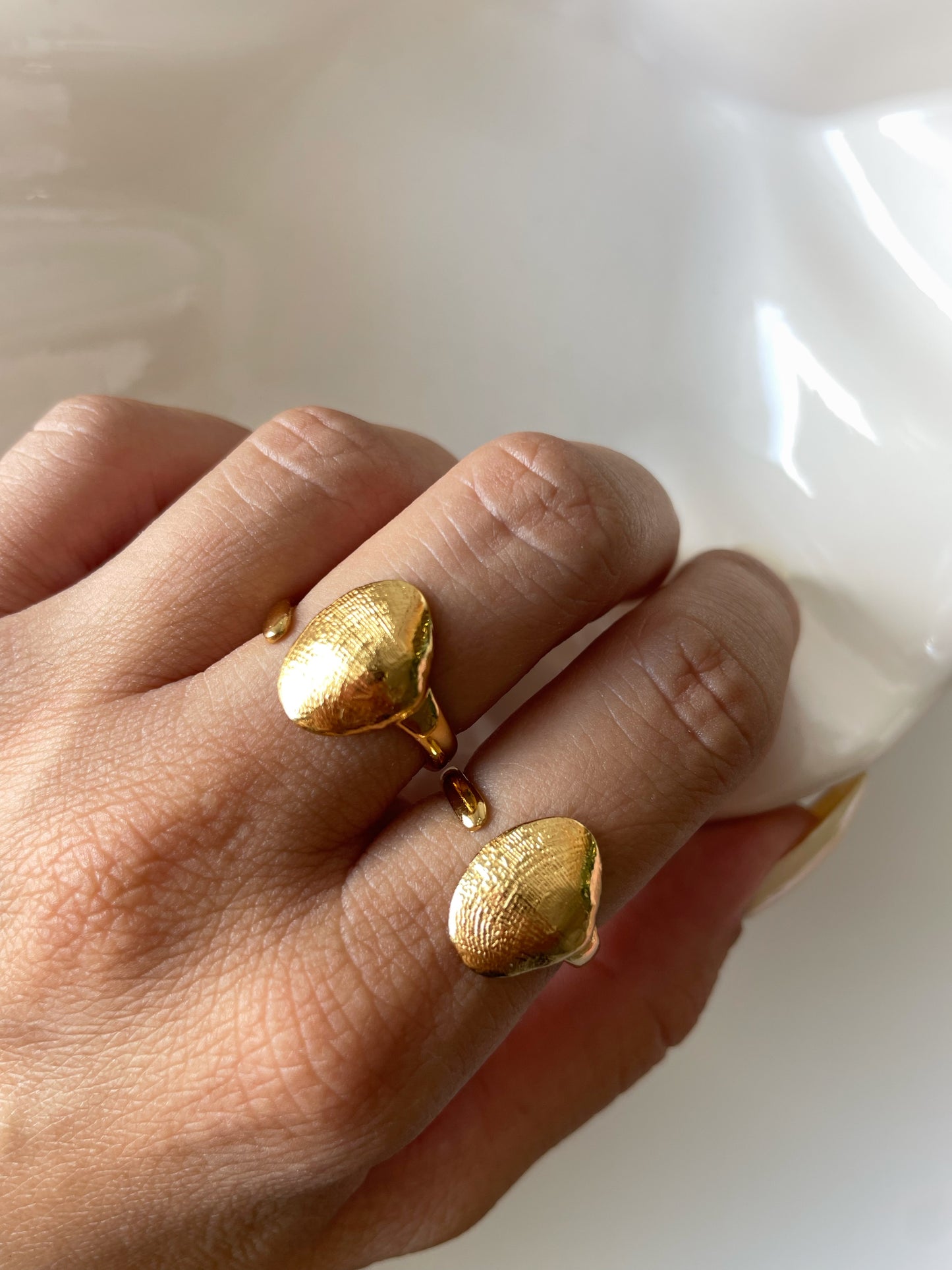 Nacre Gold
