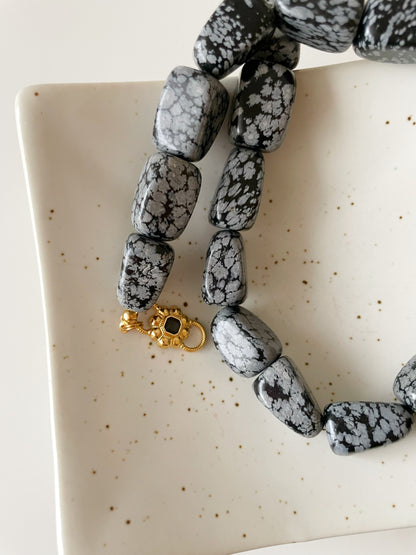 Dark Marble Necklace