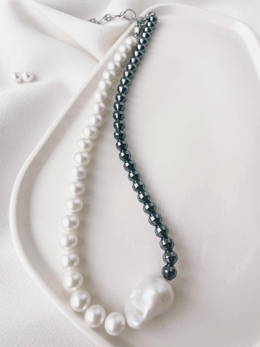 Moonlit Pearl